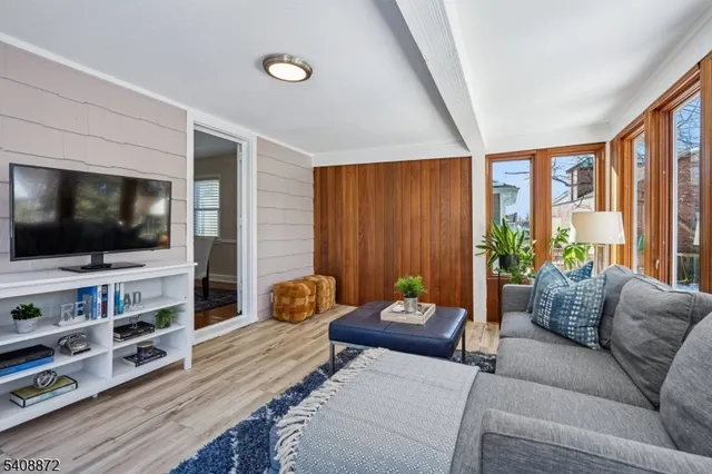 $725,000 | 11 Overlook Terrace, Maplewood, NJ 07040