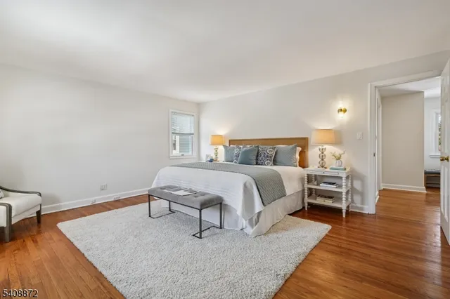 $725,000 | 11 Overlook Terrace, Maplewood, NJ 07040