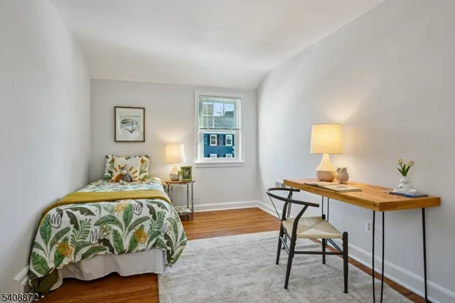 $725,000 | 11 Overlook Terrace, Maplewood, NJ 07040