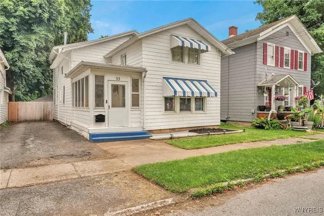 $155,000 | 33 Genesee Street, Mount Morris, NY 14510