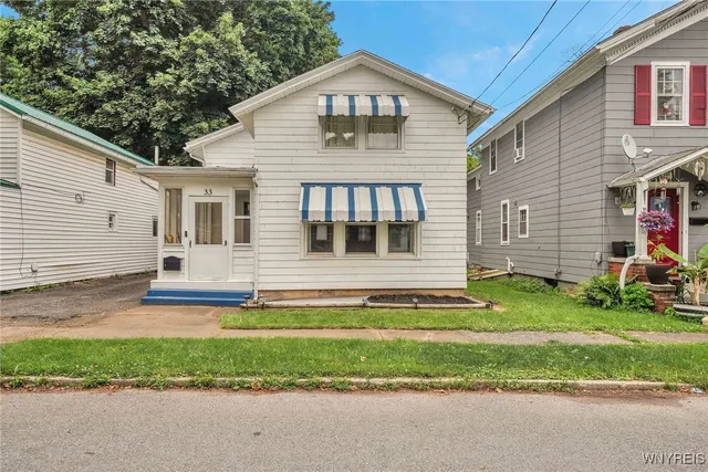 $155,000 | 33 Genesee Street, Mount Morris, NY 14510