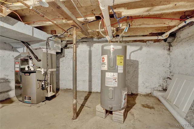 $155,000 | 33 Genesee Street, Mount Morris, NY 14510