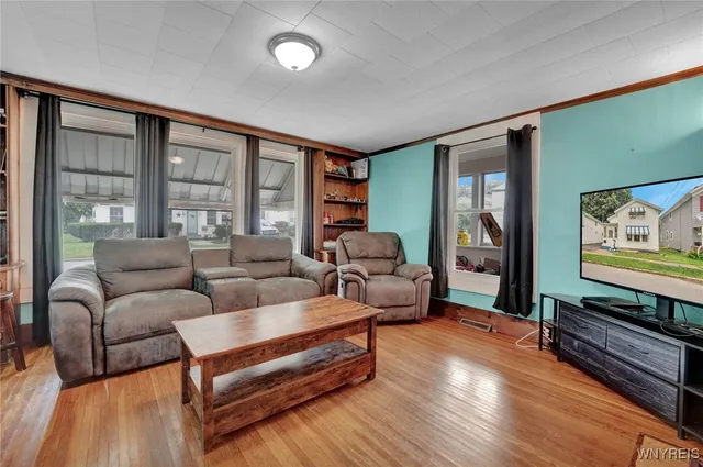 $155,000 | 33 Genesee Street, Mount Morris, NY 14510