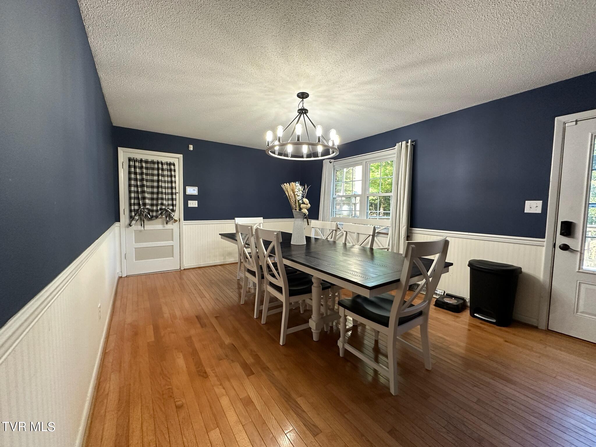 412 Rovan Drive Johnson City, TN 37601 - Photo 34 of 63 412 rovan dining 2