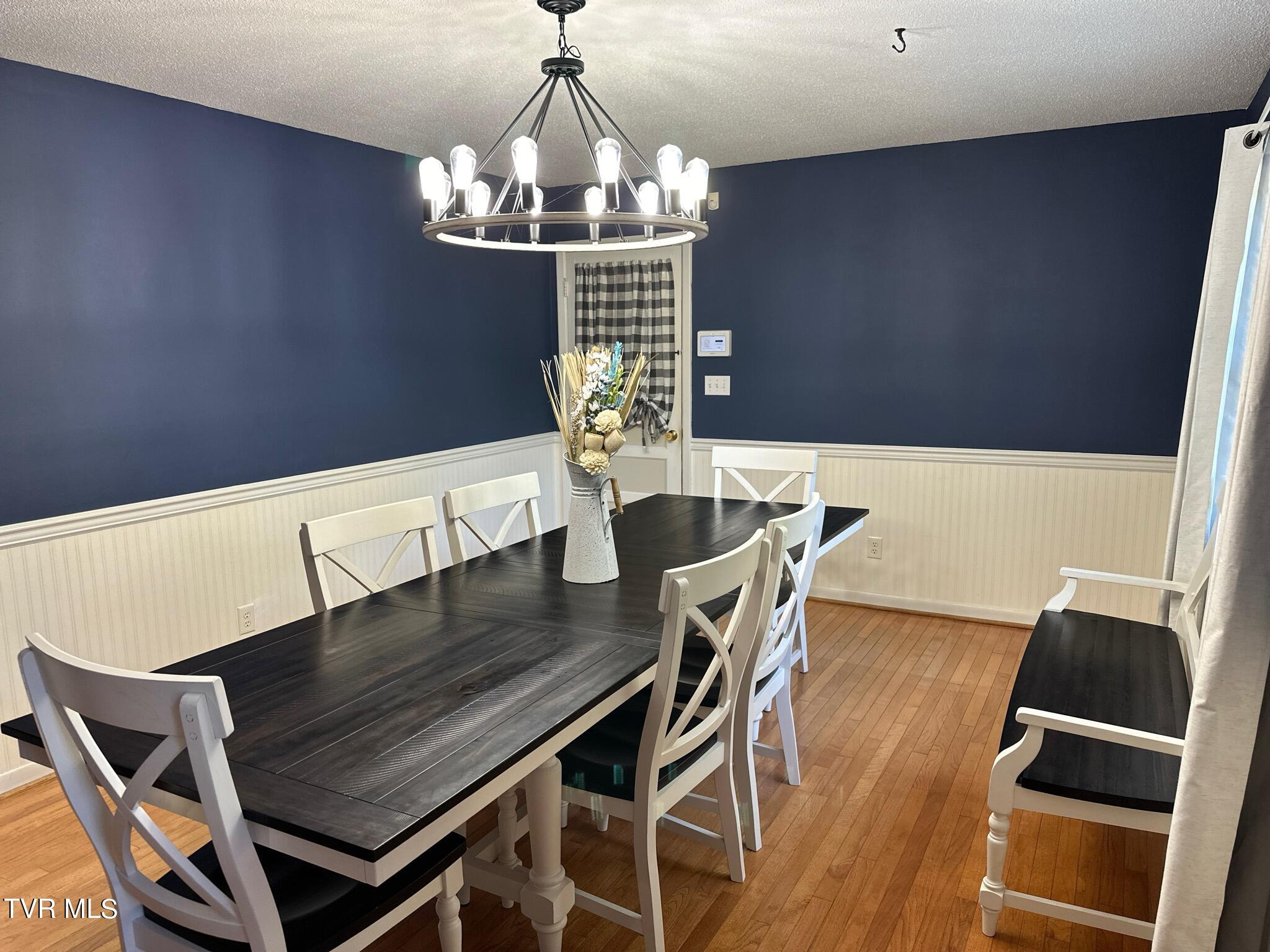 412 Rovan Drive Johnson City, TN 37601 - Photo 35 of 63 412 rovan dining 3