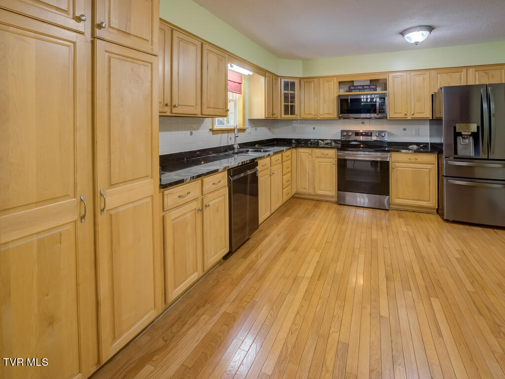 412 Rovan Drive Johnson City, TN 37601 - Photo 39 of 63 412 Rovan Dr MLS035