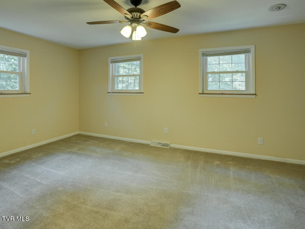 412 Rovan Drive Johnson City, TN 37601 - Photo 43 of 63 412 Rovan Dr MLS039
