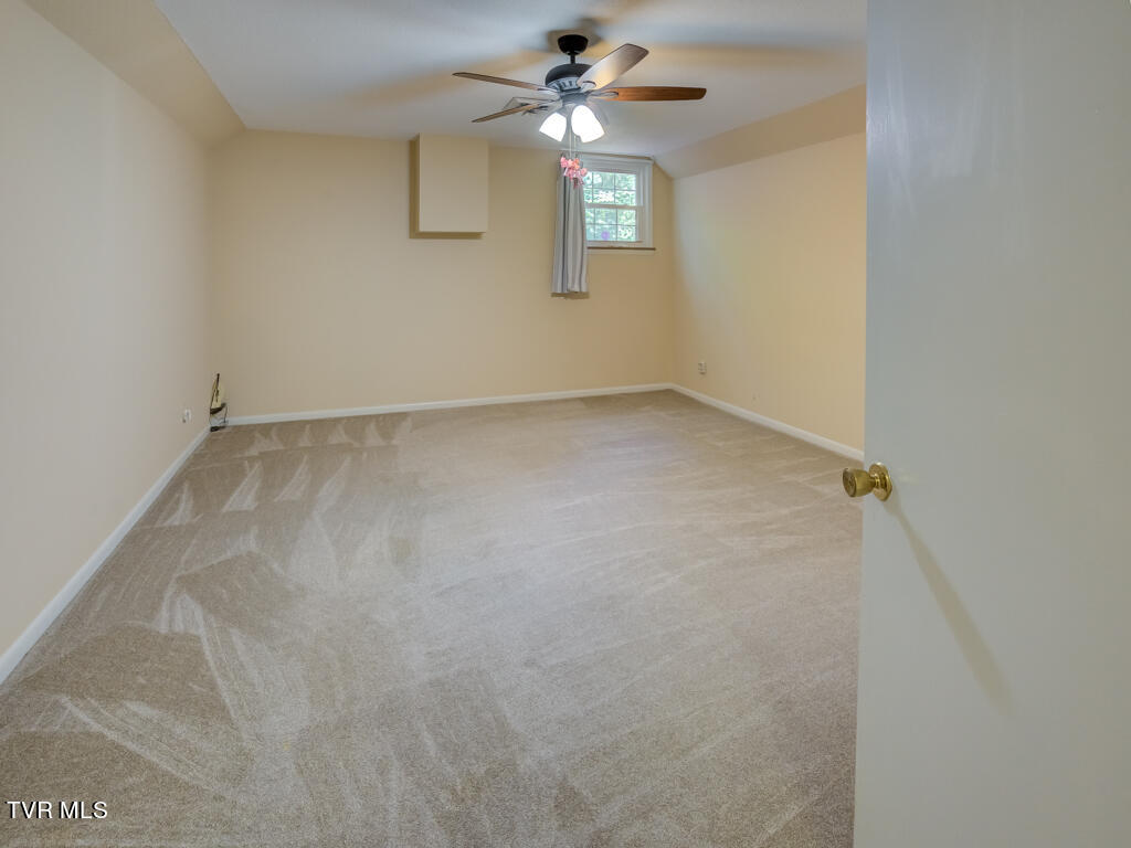 412 Rovan Drive Johnson City, TN 37601 - Photo 50 of 63 412 Rovan Dr MLS046