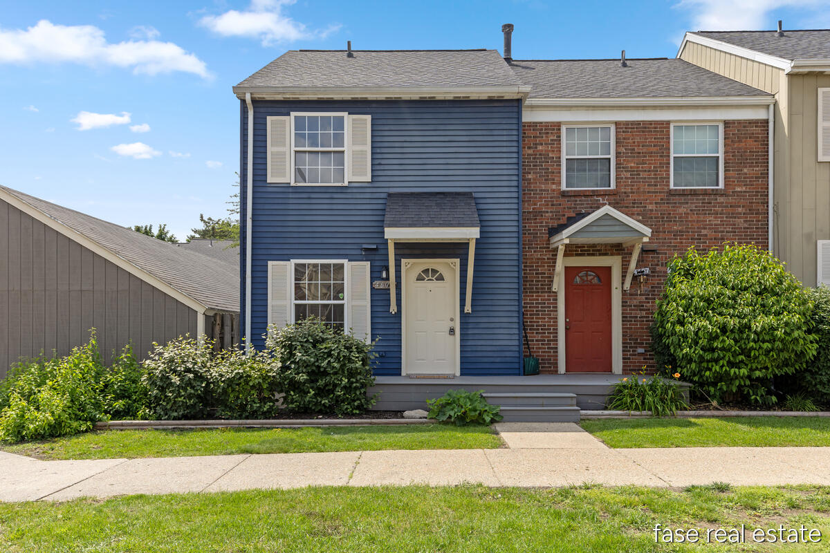 4605 Tabor Road Northwest Comstock Park, MI 49321 - Photo 1 of 23 4605-Tabor_001
