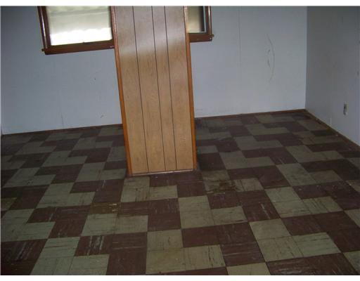 423 Valley Road Ambridge, PA 15003 - Photo 5 of 7 Other.