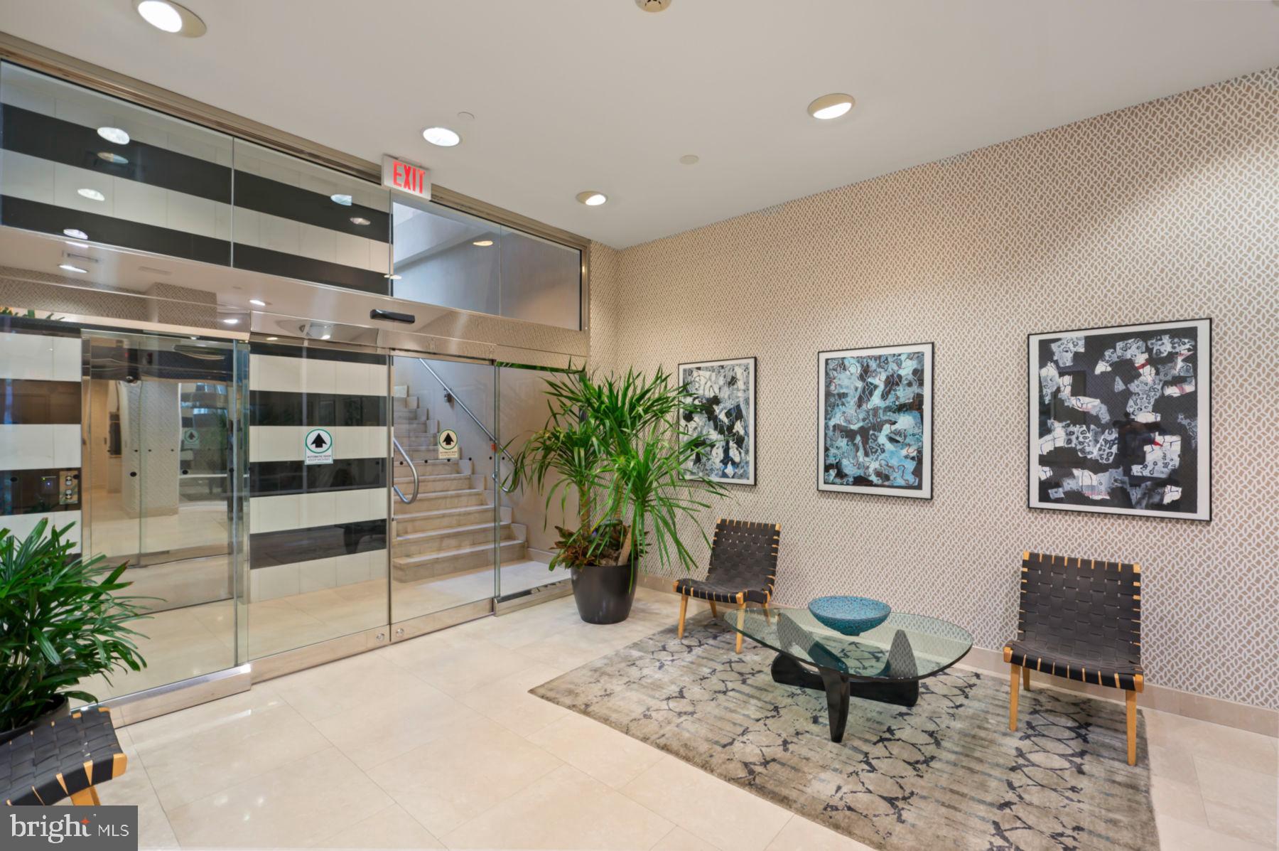 1920 Chestnut Street, Unit 10S Philadelphia, PA 19103 - Photo 38 of 44 Condo lobby