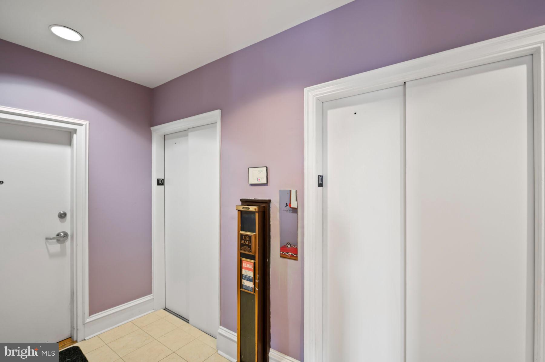 1920 Chestnut Street, Unit 10S Philadelphia, PA 19103 - Photo 41 of 44 Penthouse lobby