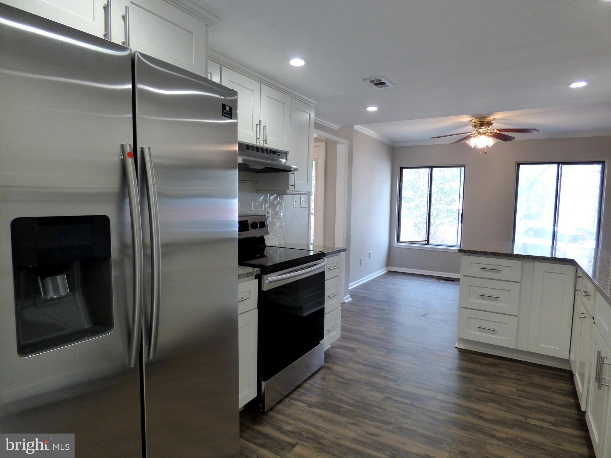 11549 Hearthstone Court Reston, VA 20191 - Photo 7 of 35