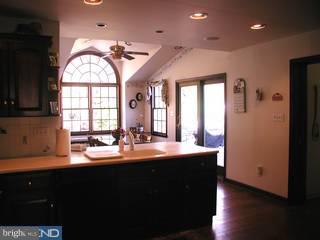 934 Newtown Road Villanova, PA 19085 - Photo 4 of 6