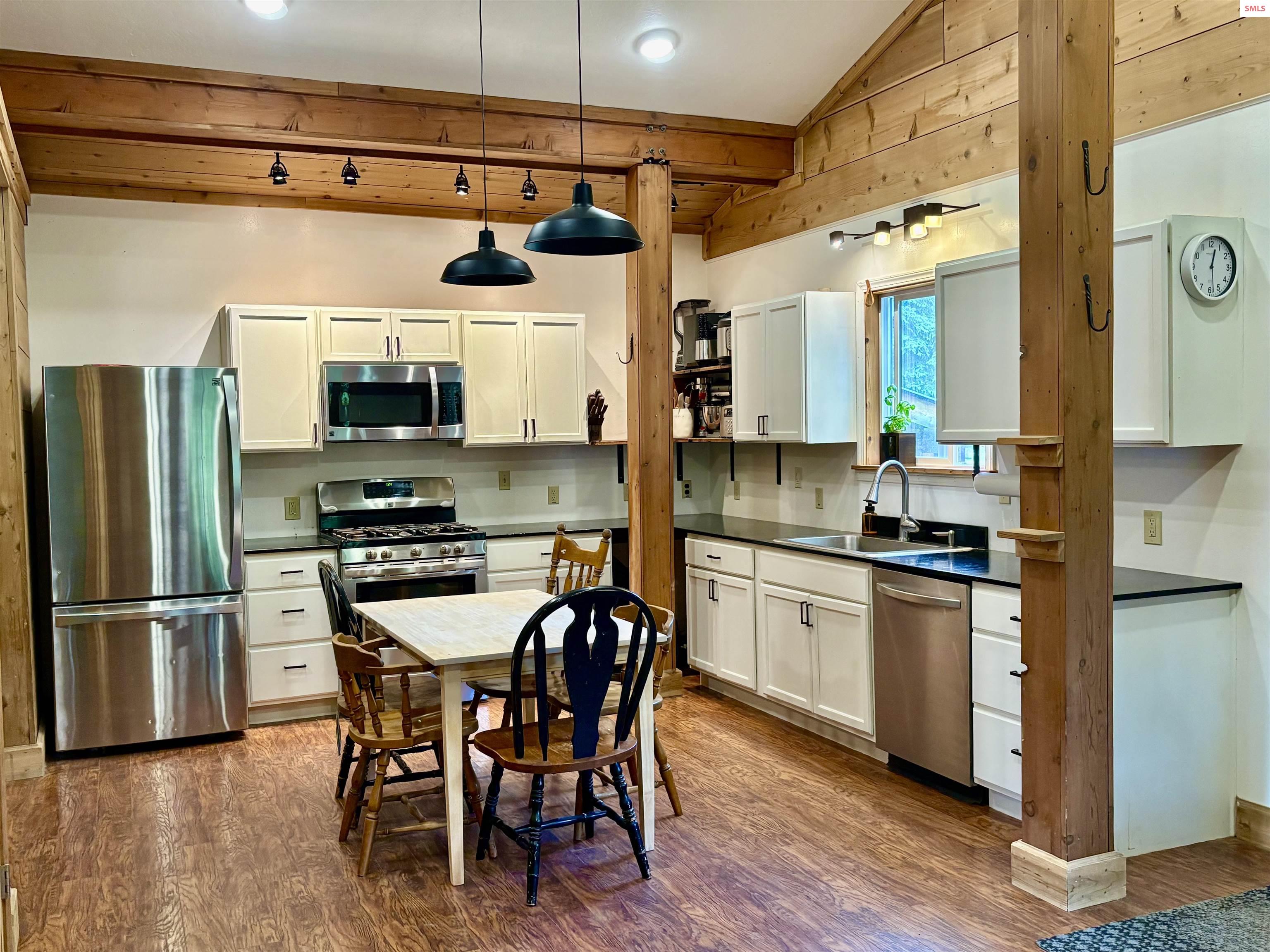 43 Gun Barrel Road Bonners Ferry, ID 83805 - Photo 10 of 30
