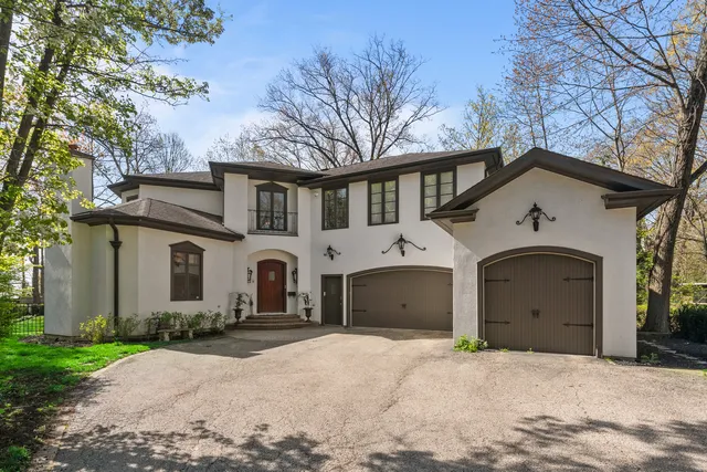 $3,175,000 | 697 Bluff Road, Lake Bluff, IL 60044
