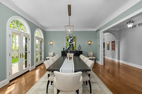 $3,175,000 | 697 Bluff Road, Lake Bluff, IL 60044