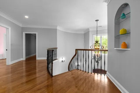 $3,175,000 | 697 Bluff Road, Lake Bluff, IL 60044