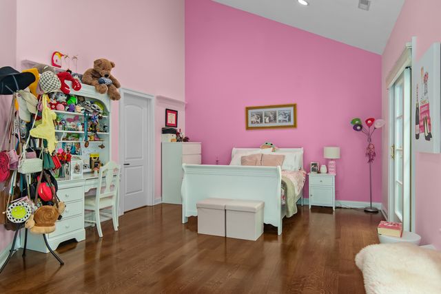 $3,175,000 | 697 Bluff Road, Lake Bluff, IL 60044