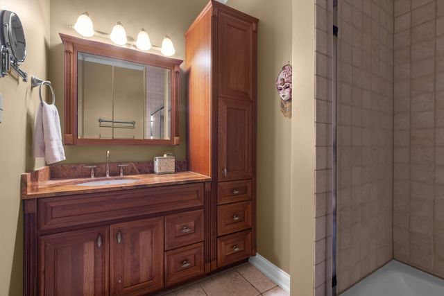 $3,175,000 | 697 Bluff Road, Lake Bluff, IL 60044