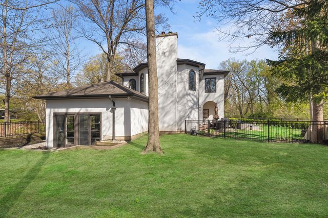 $3,175,000 | 697 Bluff Road, Lake Bluff, IL 60044