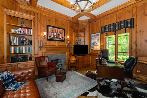 $3,175,000 | 697 Bluff Road, Lake Bluff, IL 60044