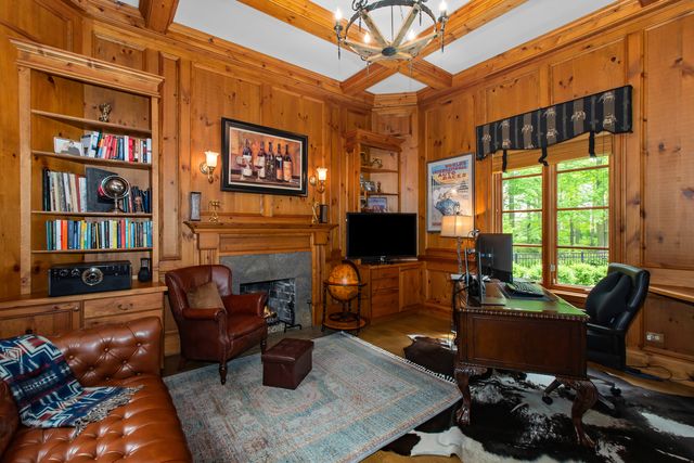 $3,175,000 | 697 Bluff Road, Lake Bluff, IL 60044