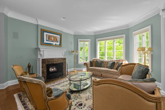 $3,175,000 | 697 Bluff Road, Lake Bluff, IL 60044