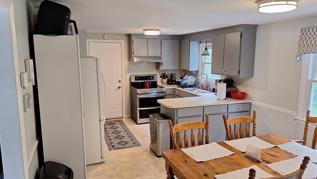 77 Indian Spring Road East Longmeadow, MA 01028 - Photo 5 of 26 Gallery Image 5