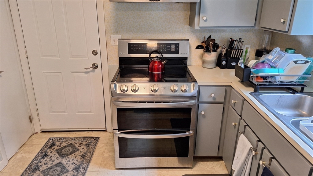 77 Indian Spring Road East Longmeadow, MA 01028 - Photo 7 of 26 Gallery Image 7