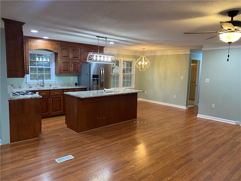 101 Jones Circle Iva, SC 29655 - Photo 7 of 17