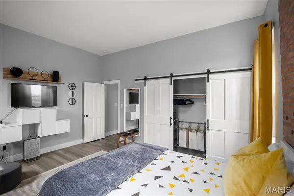 $2,000 | 815 Rutger Street, Unit FRONT, St. Louis, MO 63104