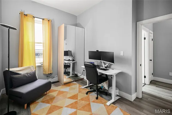 $2,000 | 815 Rutger Street, Unit FRONT, St. Louis, MO 63104