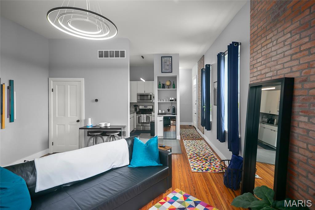 815 Rutger Street, Unit FRONT St. Louis, MO 63104 - Photo 6 of 24