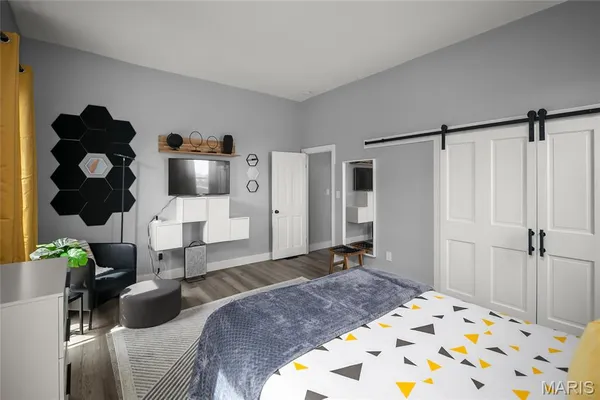 $2,000 | 815 Rutger Street, Unit FRONT, St. Louis, MO 63104