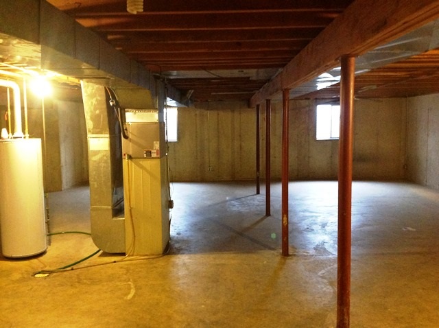 7224 Rye Ridge Trail Cherry Valley, IL 61016 - Photo 17 of 20 a view of a indoor garage
