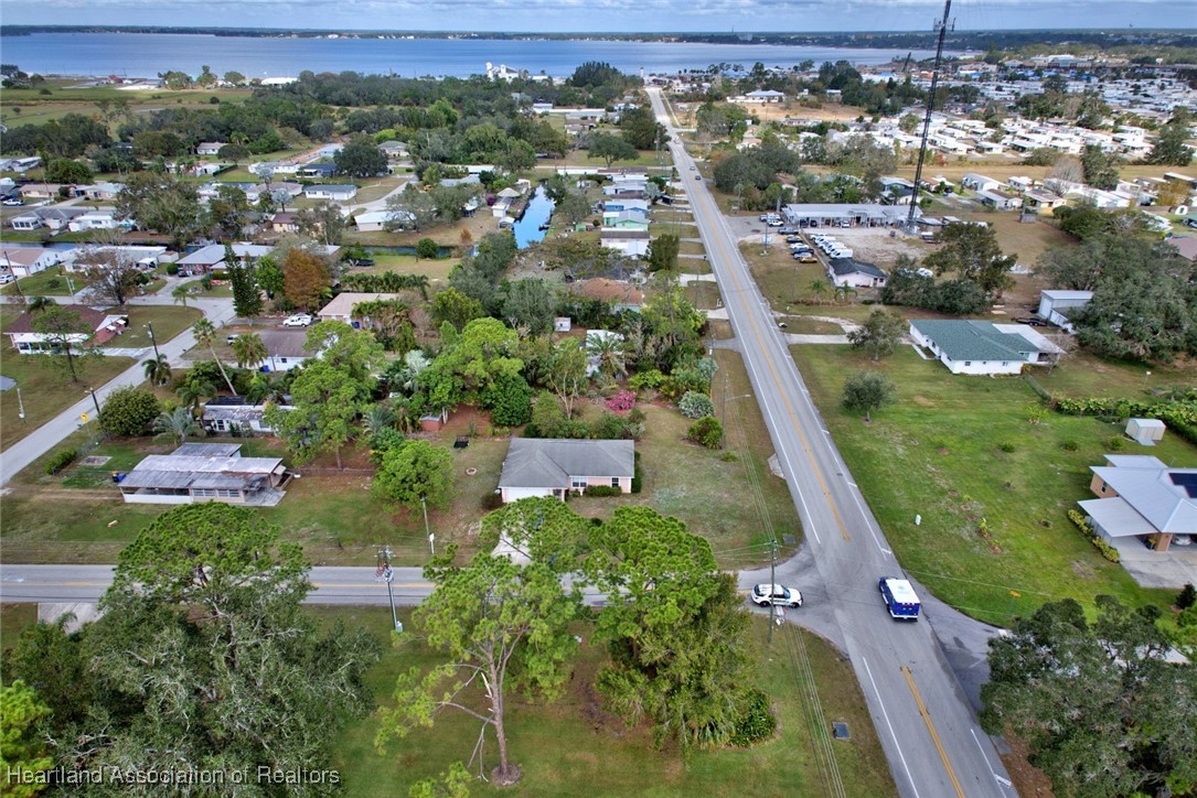 1700 Schlosser Road Sebring, FL 33870 - Photo 35 of 40 an aerial view of residential houses with outdoor space