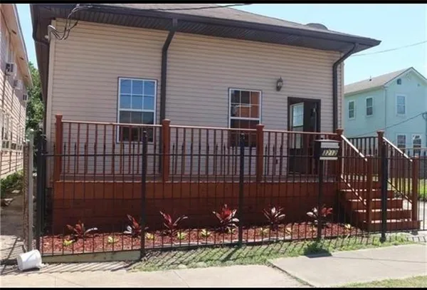 $2,200 | 3212 Danneel Street, New Orleans, LA 70115