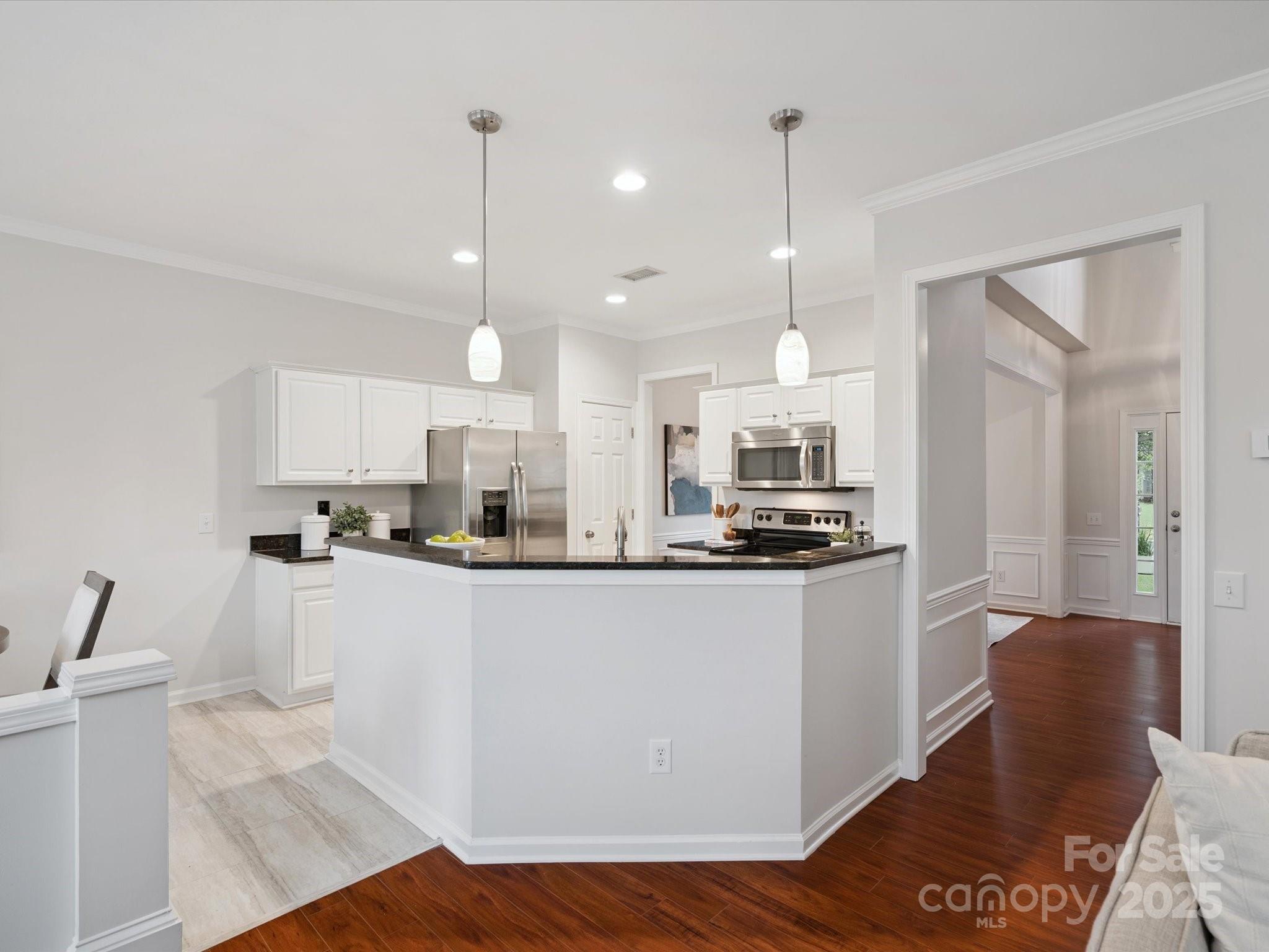 3512 Arborhill Road Charlotte, NC 28270 - Photo 8 of 40 Gallery Image 8