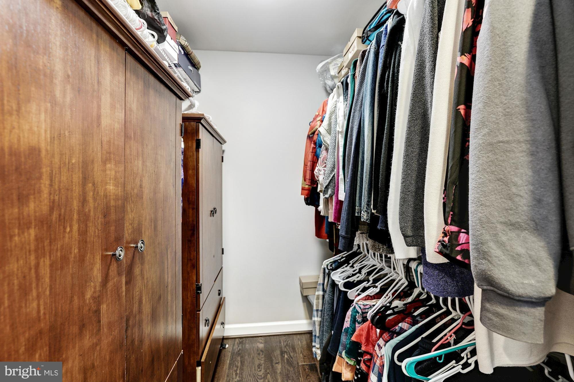 2913 Chain Bridge Road Oakton, VA 22124 - Photo 21 of 30 Interior (General)