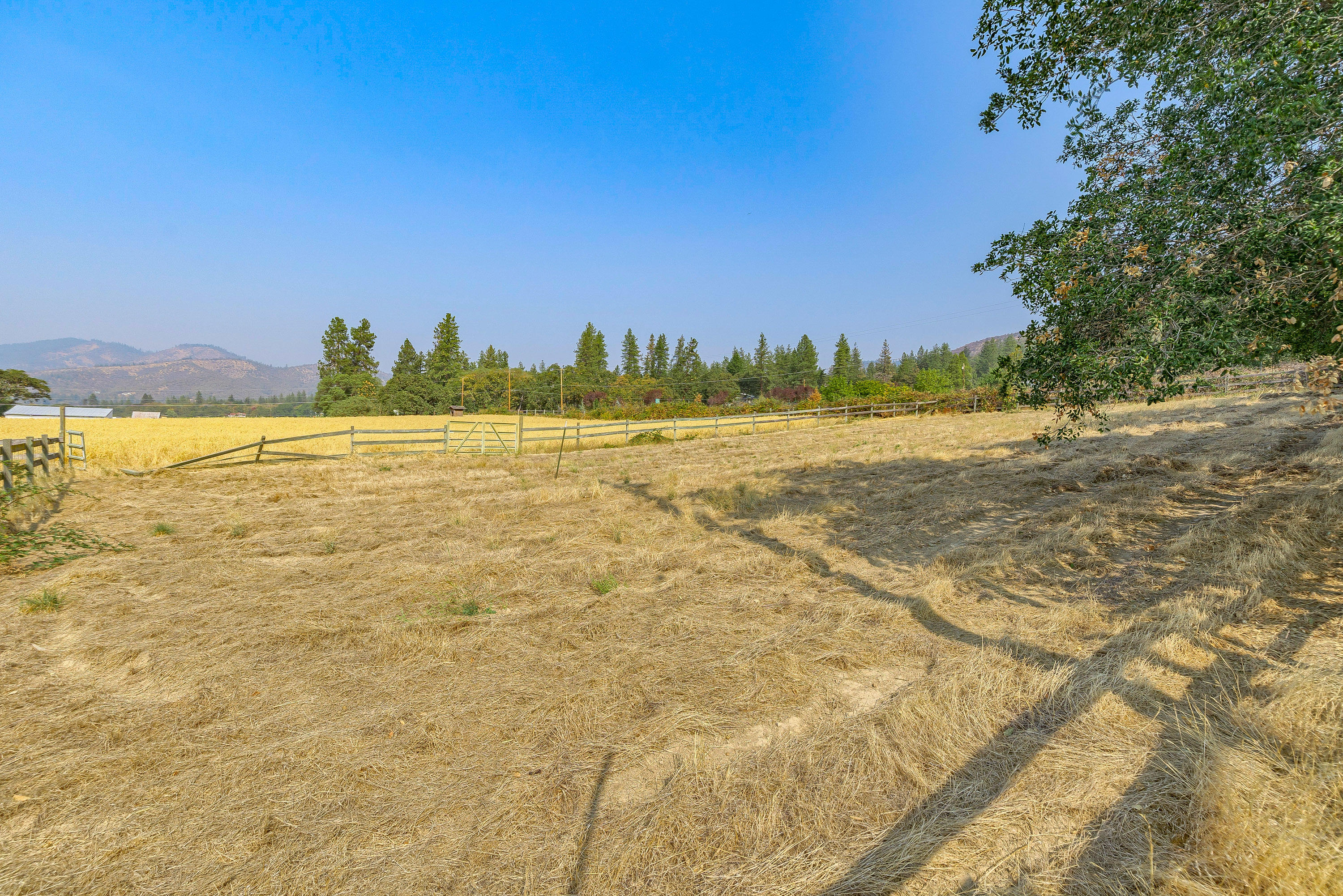 1480 Upper Applegate Road Jacksonville, OR 97530 - Photo 39 of 52 UA(13)