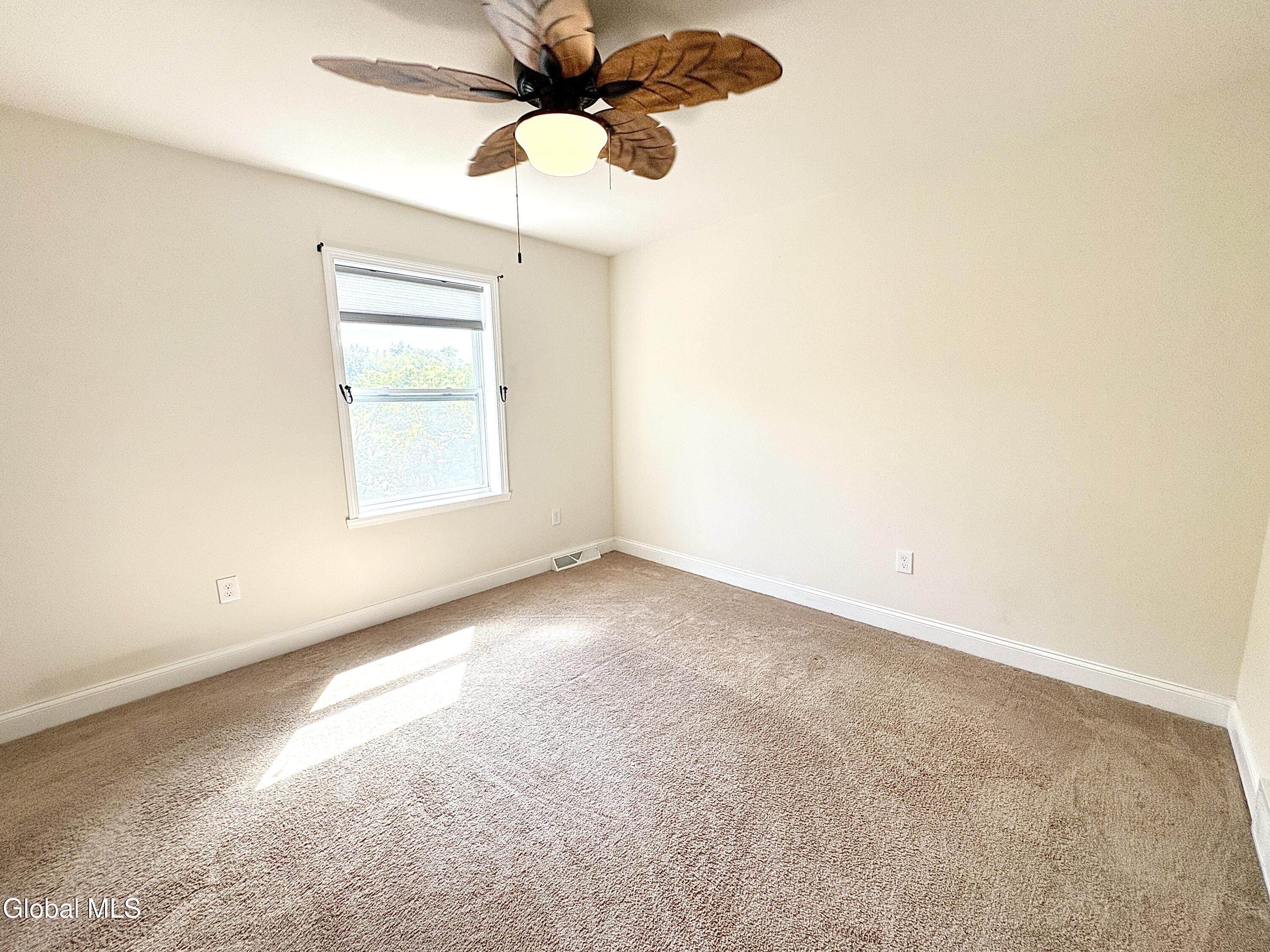 2820 Olean Street Schenectady, NY 12306 - Photo 16 of 22 IMG_6509