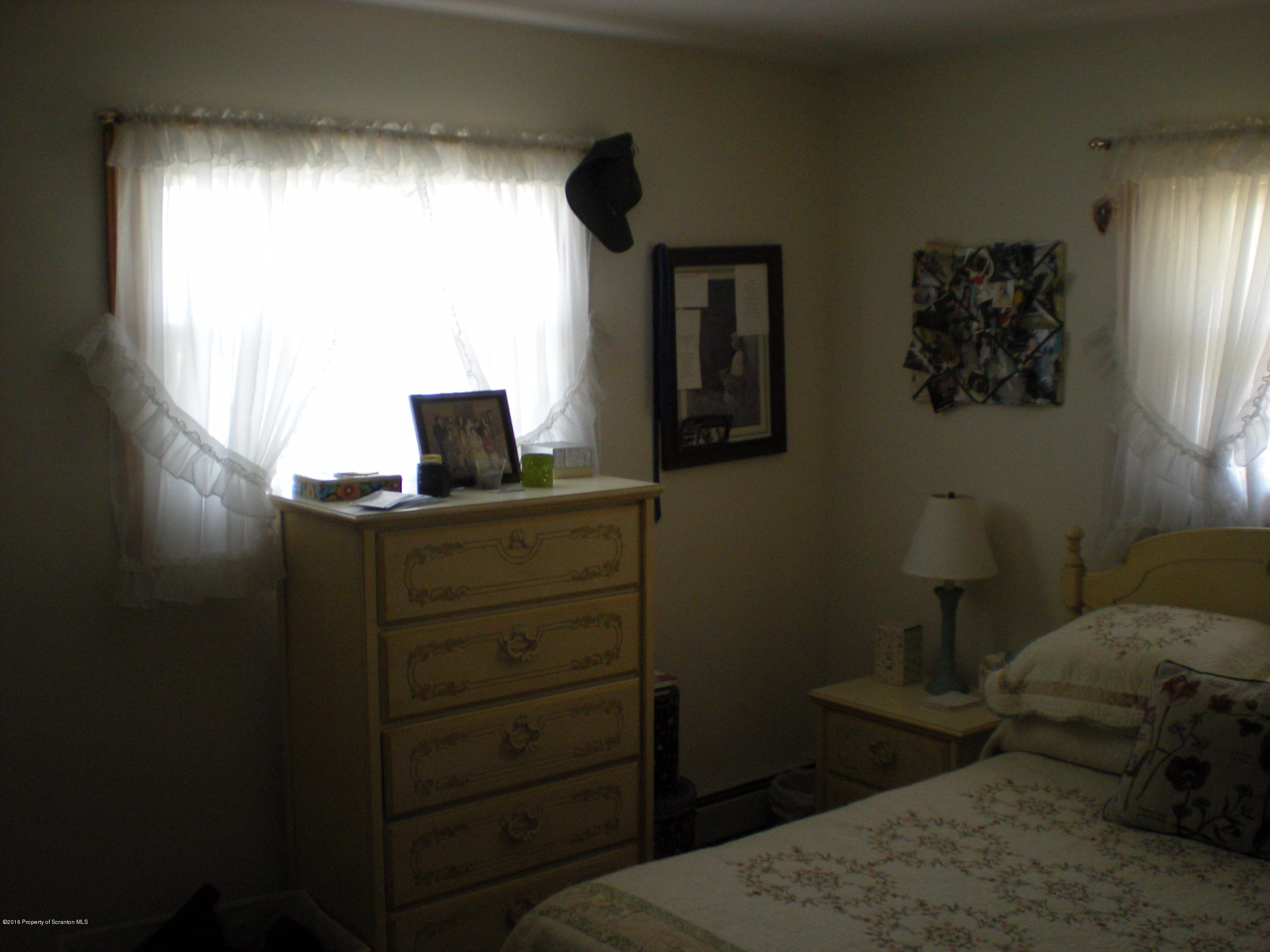 921 Ralph Lane Moosic, PA 18507 - Photo 22 of 32 Gallery Image 22