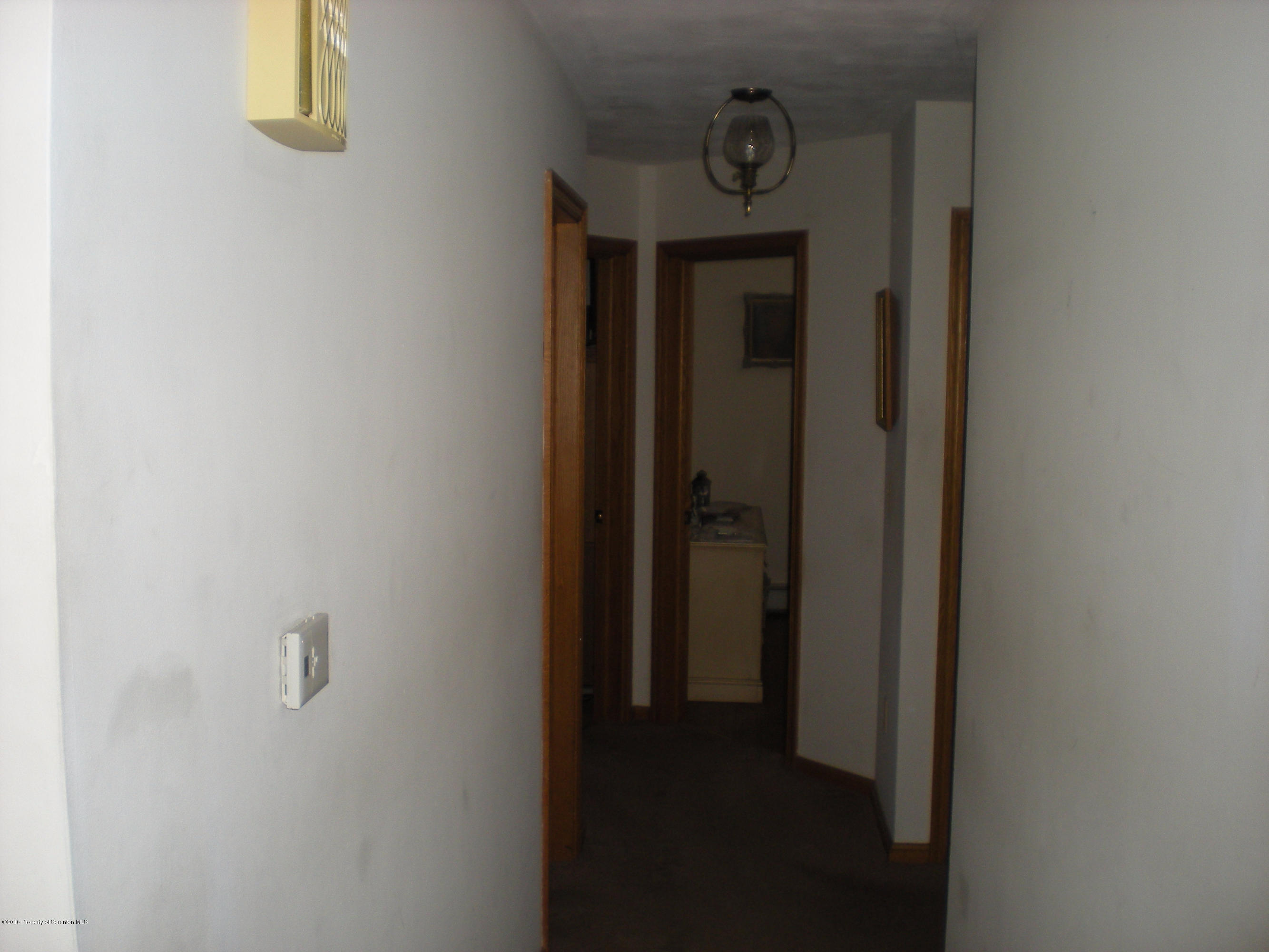 921 Ralph Lane Moosic, PA 18507 - Photo 26 of 32 Gallery Image 26