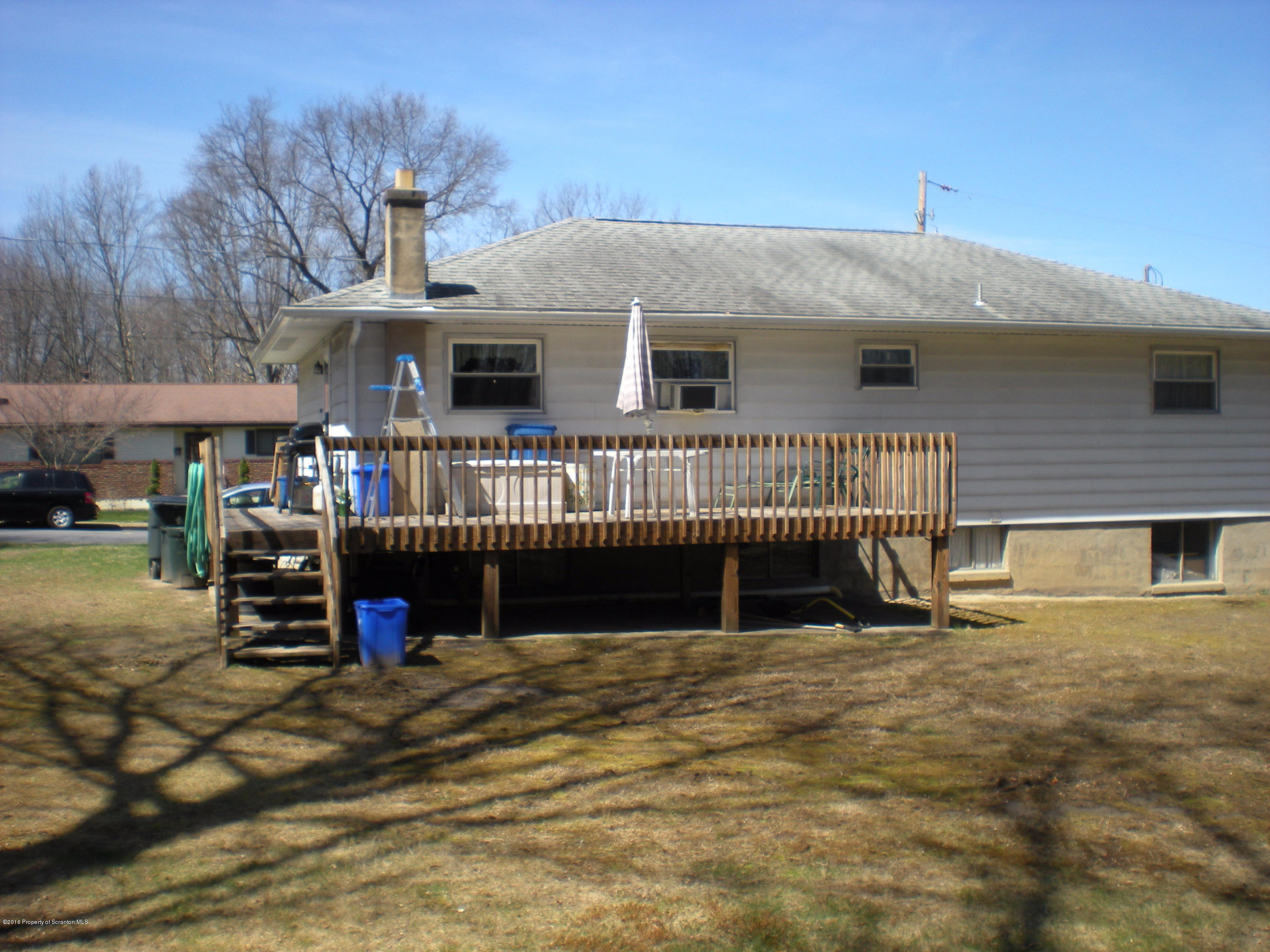 921 Ralph Lane Moosic, PA 18507 - Photo 7 of 32 Gallery Image 7
