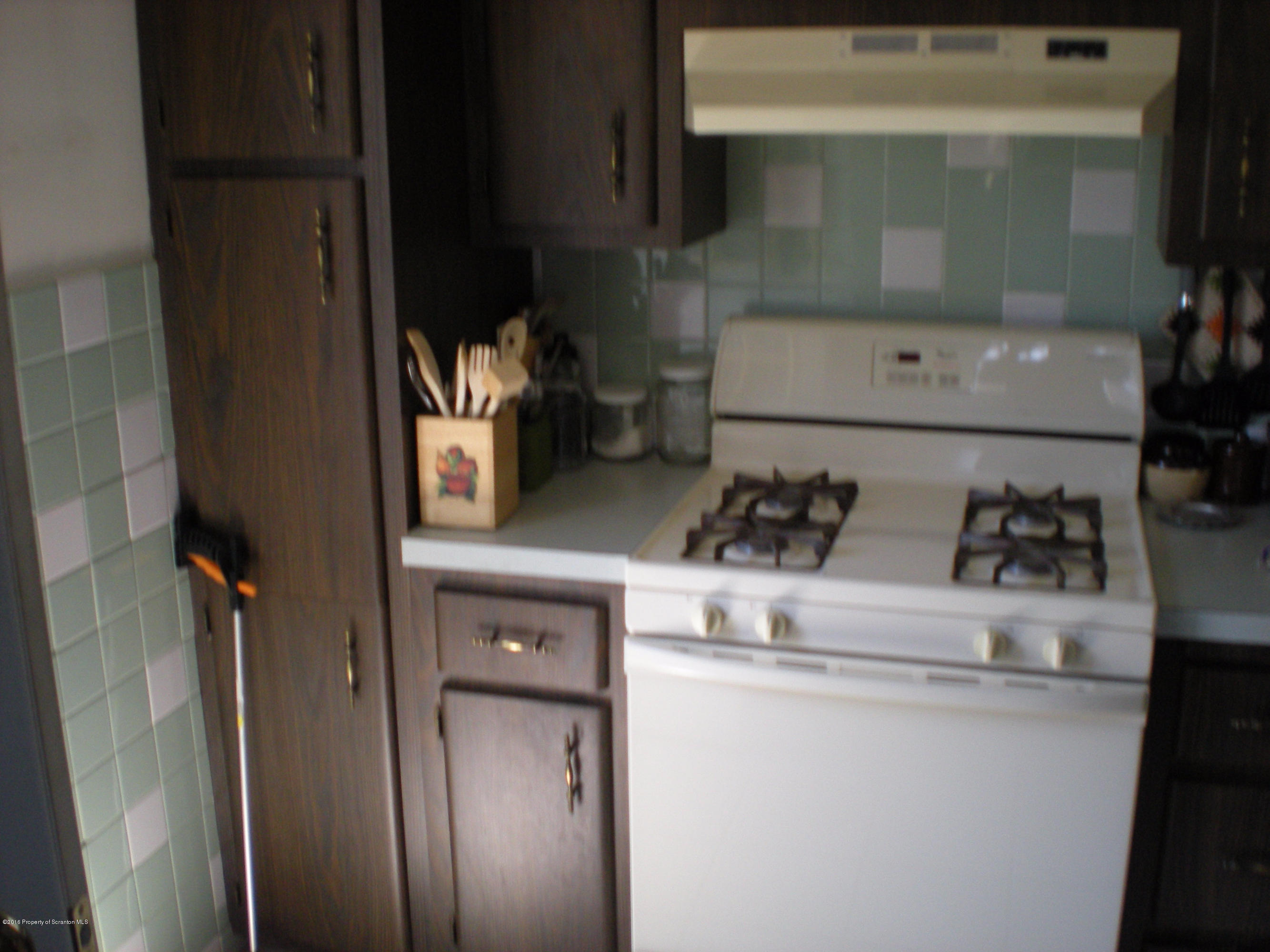 921 Ralph Lane Moosic, PA 18507 - Photo 10 of 32 Gallery Image 10