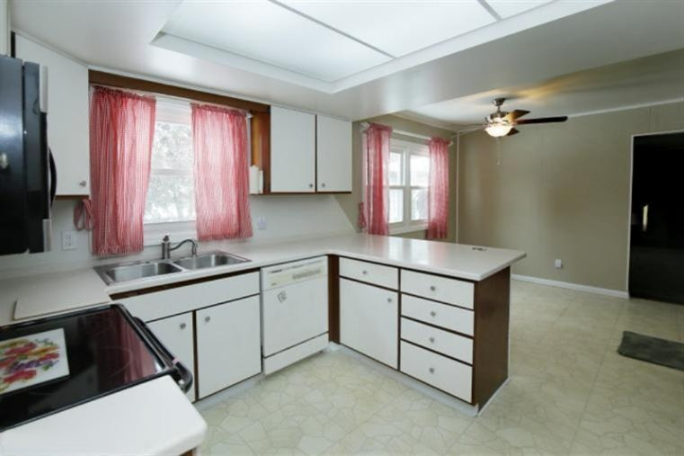 805 Northampton Road Kalamazoo, MI 49006 - Photo 7 of 24 Additional Photo