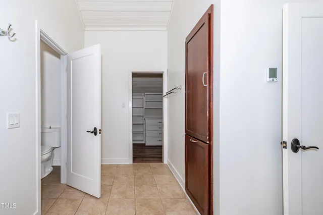 a view of an empty walk in closet