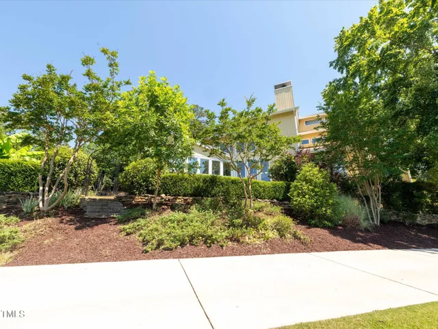 $1,899,500 | 112 Lancaster Drive, Chapel Hill, NC 27517