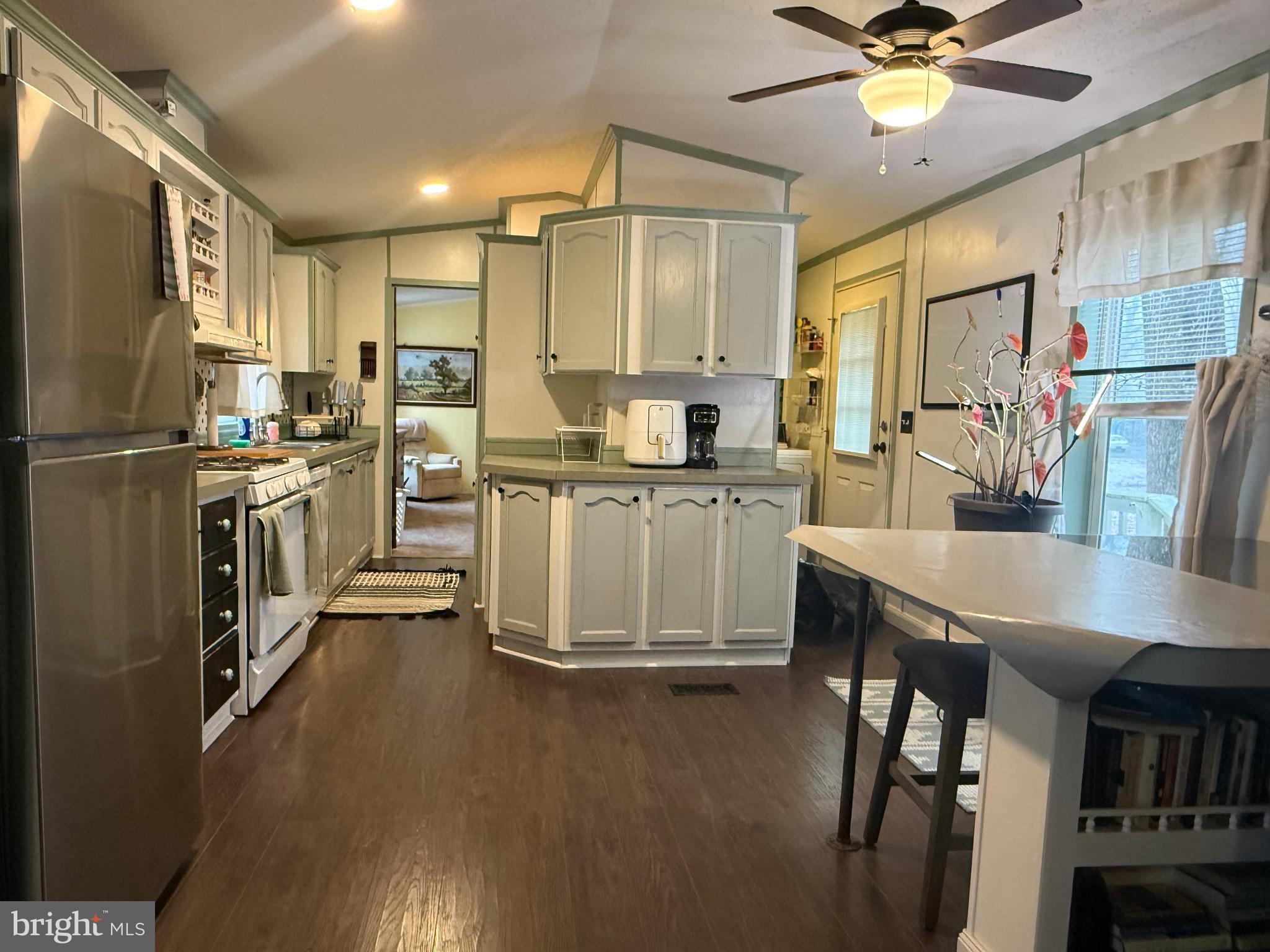248 Harding Highway Newfield, NJ 08344 - Photo 10 of 19